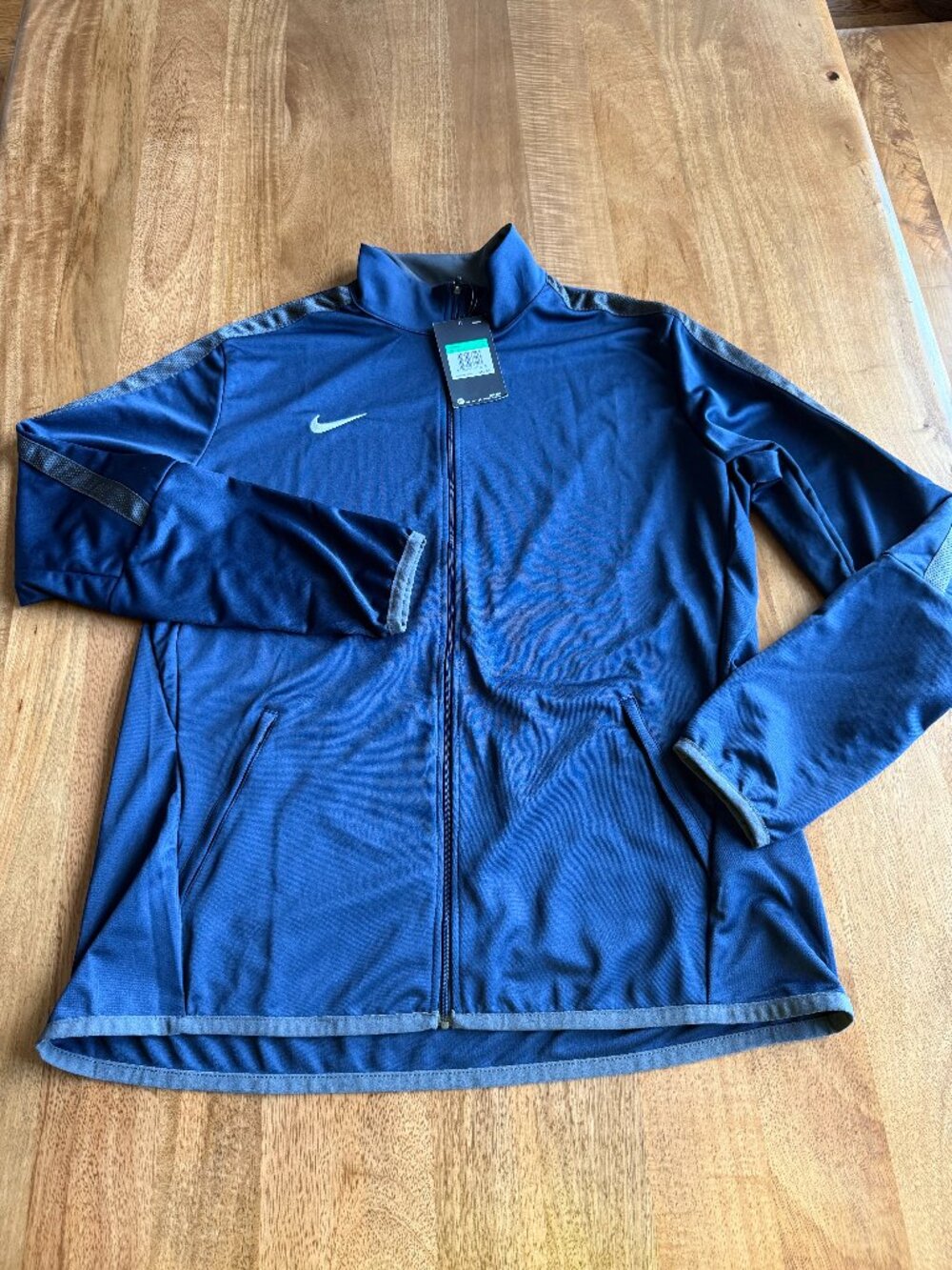 Nike Womens  Training jacket SP180912HOJ NWT XL